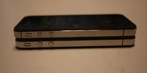 $at&t and Verizon Iphone.webp