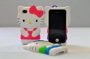 $3d-hello-kitty-iphone-4-case-iphone-4s-case-00-13.jpg