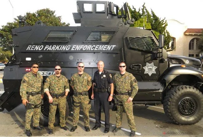 Funny-parking-police-vehicle.jpg