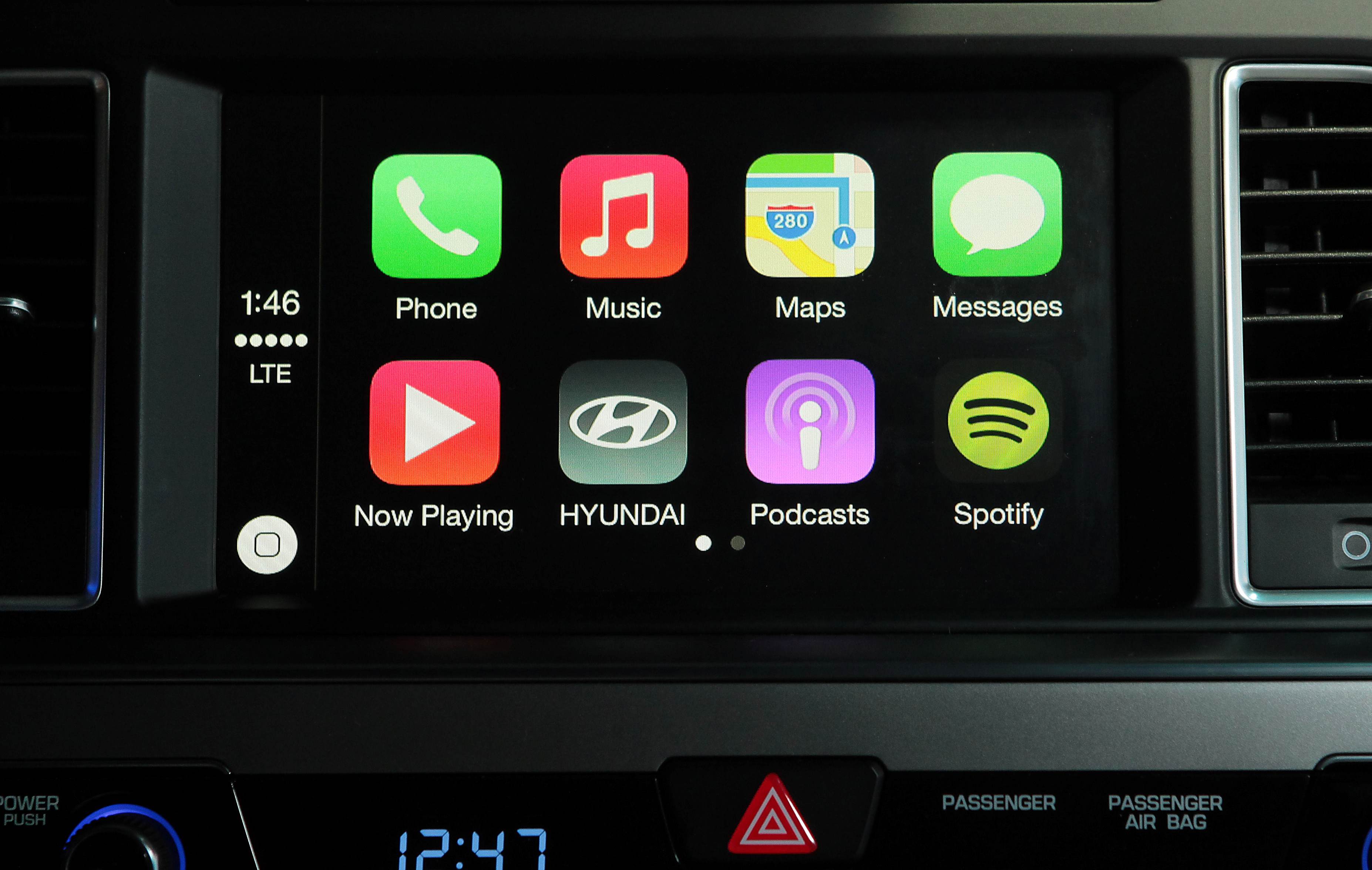 Hyundai-CarPlay-2015-Sonata.jpg